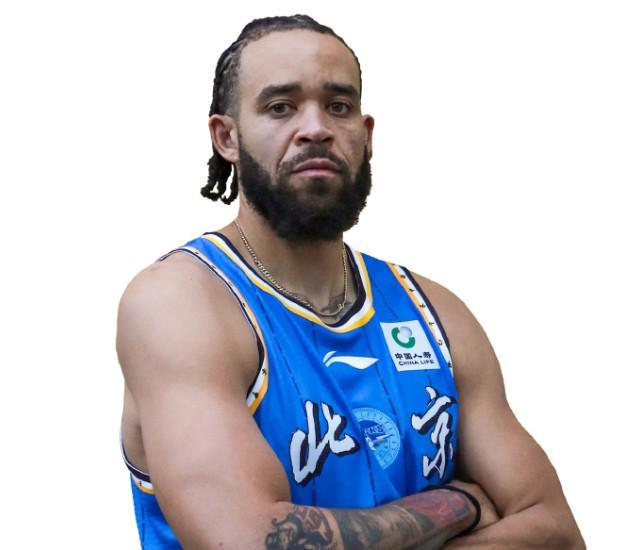 世俱杯网址-小试牛刀，麦基加盟北京首秀出场16分钟，12中5取12分6板3助